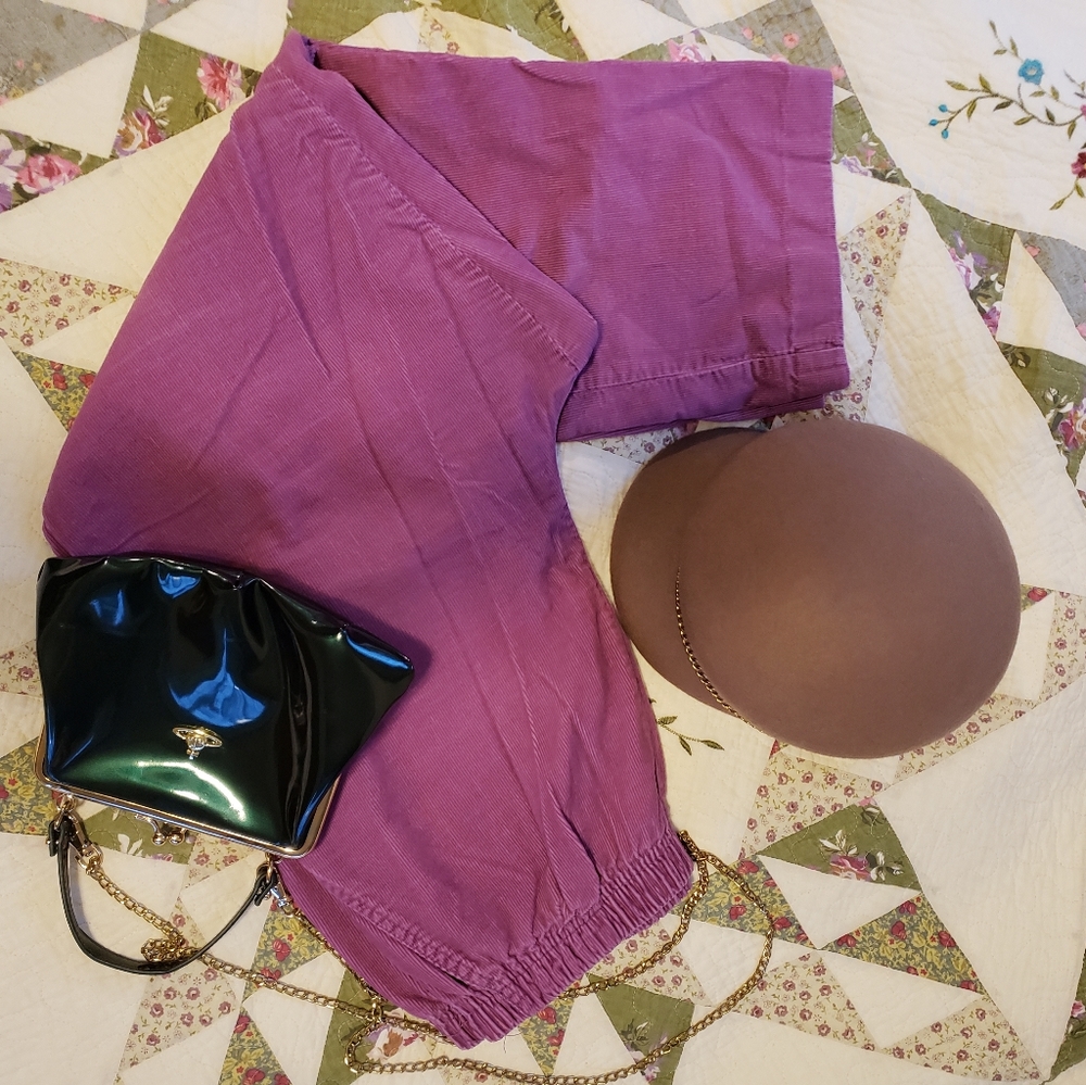 Mauve Vintage Corduroy Elastic Waist Capris